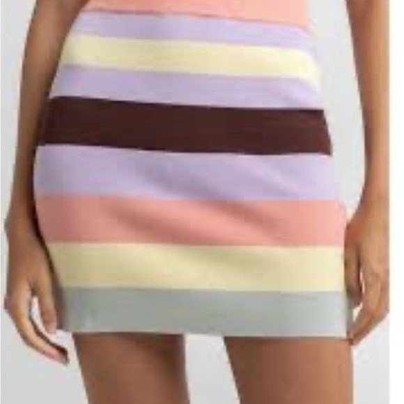 ❤️2/$15 or 3/$21❤️ Full Tilt Striped Light Knit Skirt, Size Extra Large - Picture 1 of 9